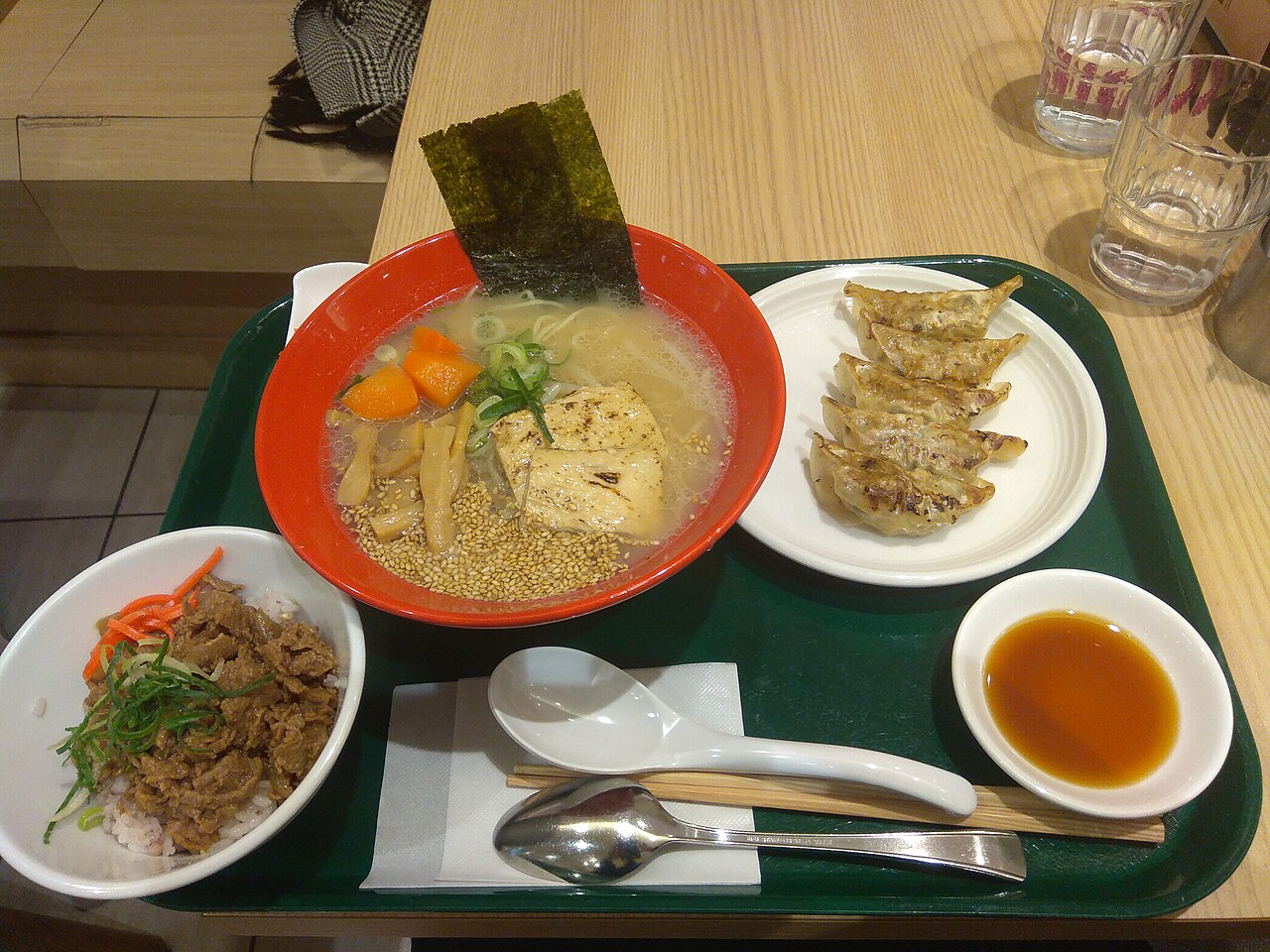 Chopstick manners